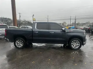 2022 Chevrolet Silverado 1500 Limited LTZ Crew Cab 4WD