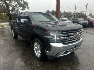 2022 Chevrolet Silverado 1500 Limited LTZ Crew Cab 4WD