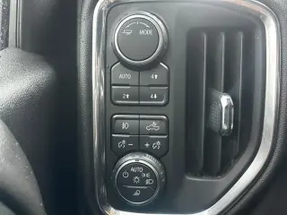 2022 Chevrolet Silverado 1500 Limited LTZ Crew Cab 4WD