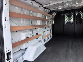 2025 Ford Transit 250 Van