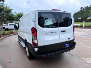 2025 Ford Transit 250 Van