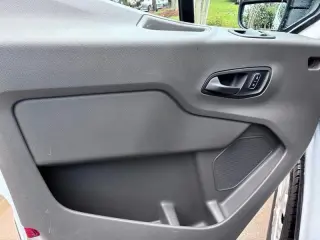 2025 Ford Transit 250 Van