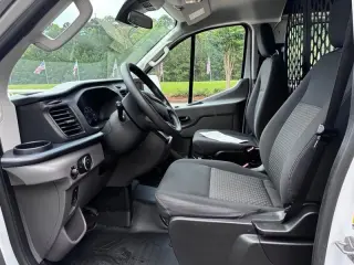 2025 Ford Transit 250 Van