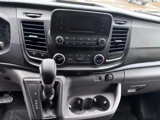 2025 Ford Transit 250 Van