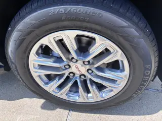 2024 GMC Yukon