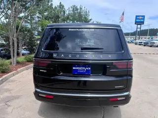 2024 Jeep Wagoneer