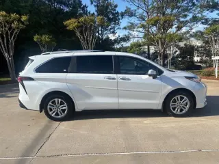 2024 Toyota Sienna