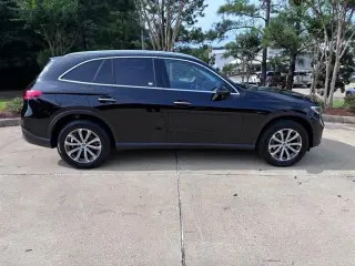 2024 Mercedes-Benz GLC-Class
