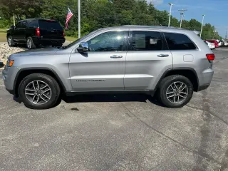 2020 Jeep Grand Cherokee