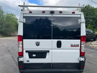 2017 RAM Promaster 1500 Low Roof Tradesman 136-in. WB