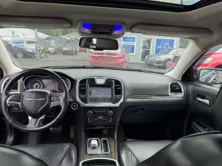 2016 Chrysler 300
