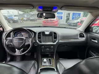 2016 Chrysler 300