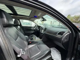 2016 Chrysler 300