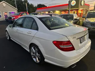 2012 Mercedes-Benz C-Class C300 4MATIC Luxury Sedan
