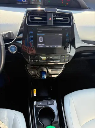 2019 Toyota Prius XLE AWD-e