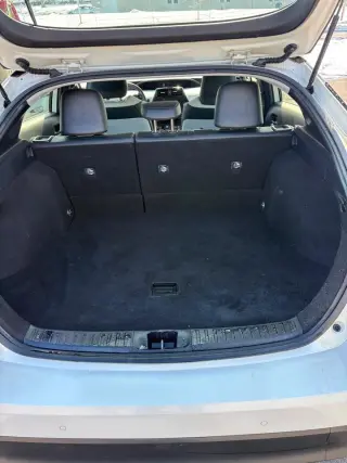 2019 Toyota Prius XLE AWD-e
