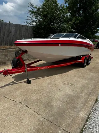 1999 Crownline 225 BR