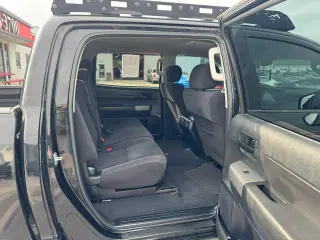 2013 Toyota Tundra 4WD Truck