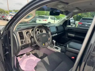 2013 Toyota Tundra 4WD Truck