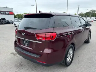2020 Kia Sedona