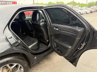 2015 Chrysler 300