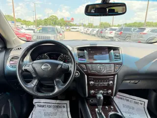 2016 Nissan Pathfinder