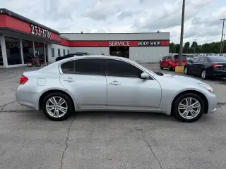 2011 Infiniti G37