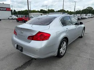 2011 Infiniti G37