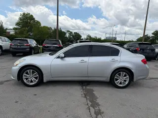 2011 Infiniti G37