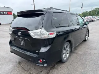 2011 Toyota Sienna