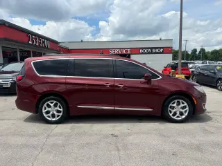2017 Chrysler Pacifica