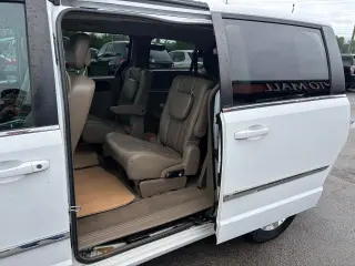 2014 Chrysler Town & Country