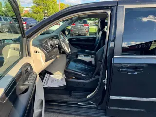 2014 Chrysler Town & Country