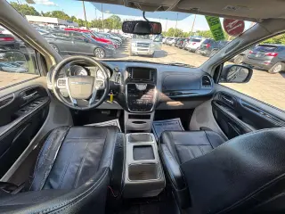 2014 Chrysler Town & Country