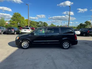 2014 Chrysler Town & Country