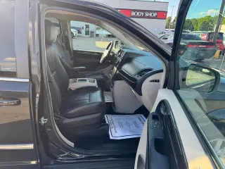 2014 Chrysler Town & Country