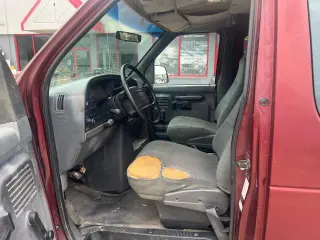 1995 Ford Econoline E150