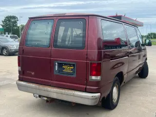1995 Ford Econoline E150