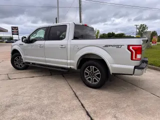 2015 Ford F-150 XL SuperCrew 5.5-ft. Bed 4WD