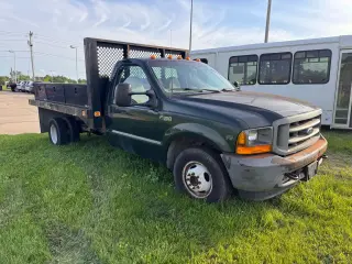 2001 Ford F-350 SD XLT 2WD DRW