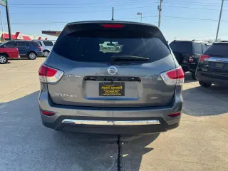 2015 Nissan Pathfinder