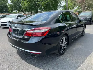 2017 Honda Accord Sedan Sport SE CVT