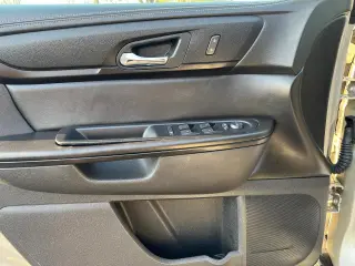 2016 GMC Acadia