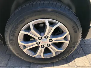 2013 GMC Acadia