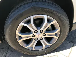 2013 GMC Acadia