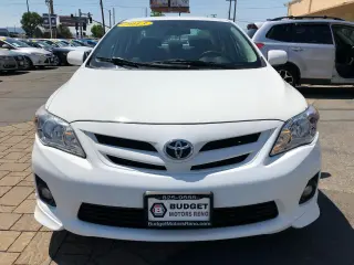 2013 Toyota Corolla S 4-Speed AT
