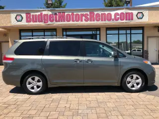 2012 Toyota Sienna