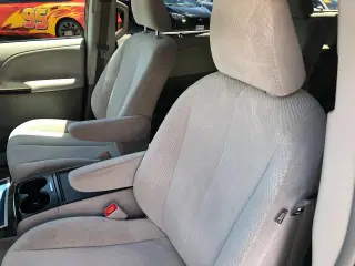 2012 Toyota Sienna