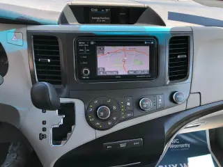 2012 Toyota Sienna