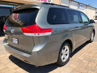 2012 Toyota Sienna